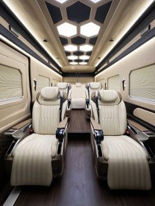 nội thất xe limousine AutoKingdom