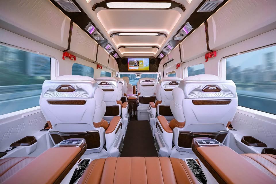 Thuê Xe Limousine TPHCM Thuê Xe Limousine TPHCM