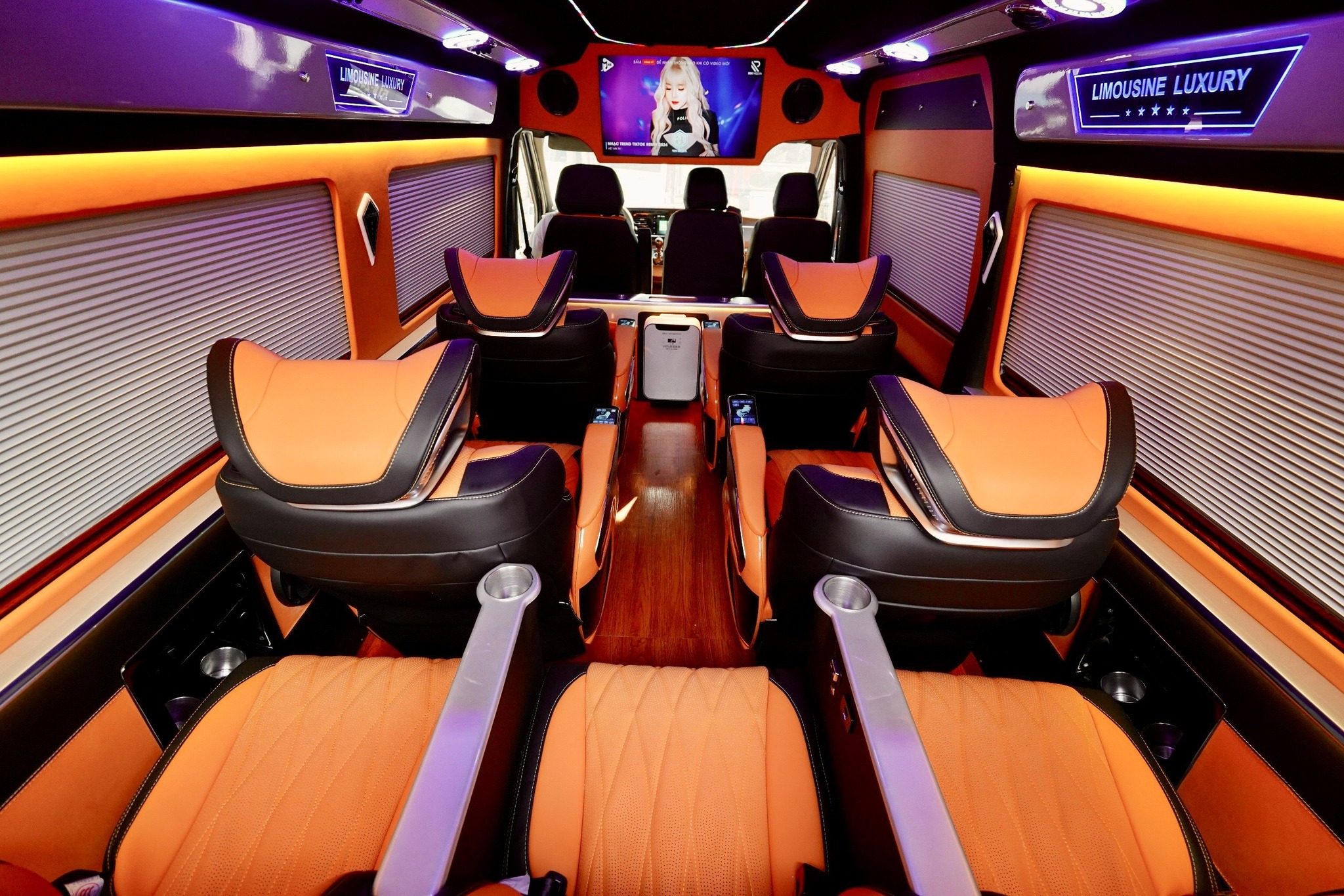 Xe Limousine